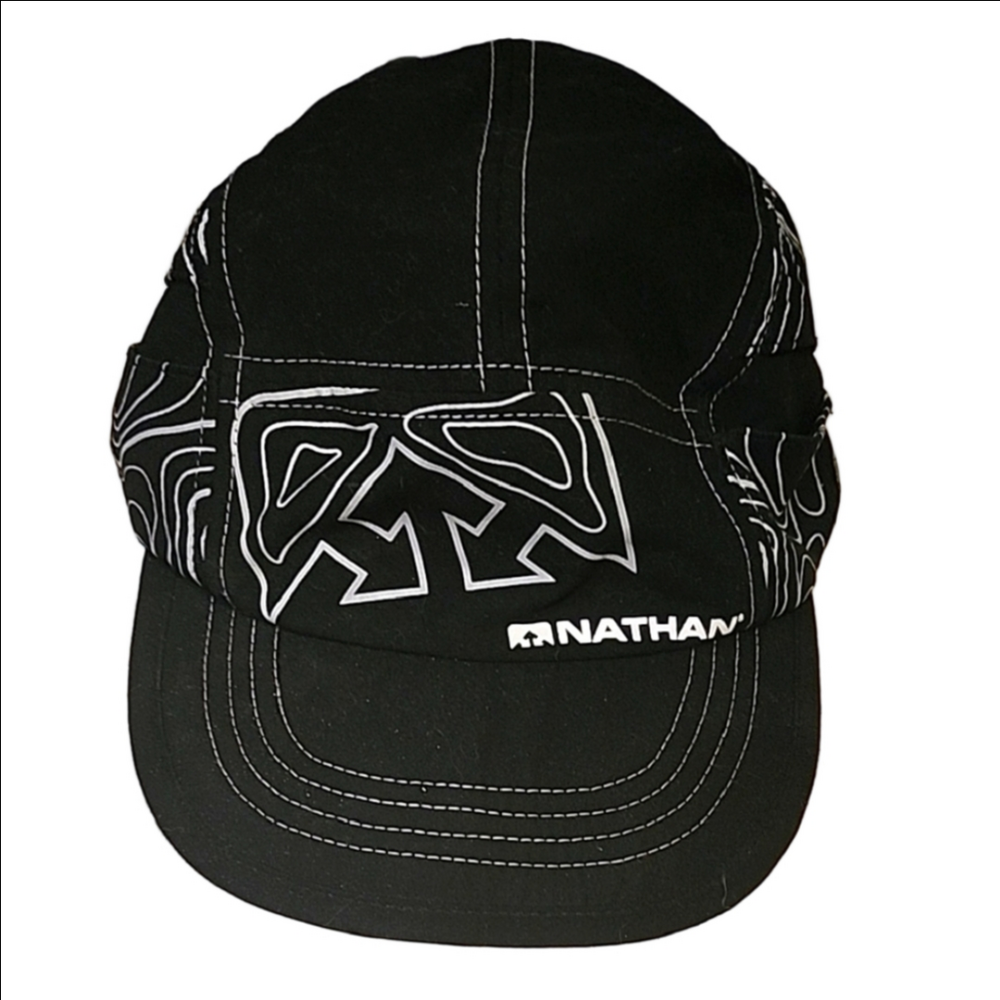 Nathan Stash Running Hat in Black With Reflective Details